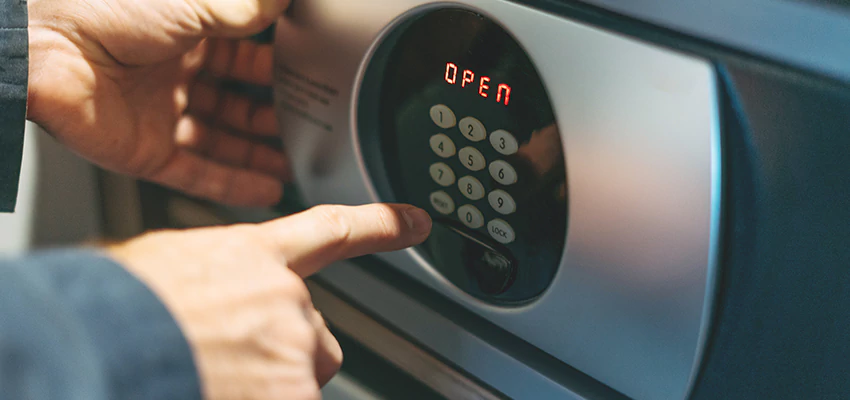 Cash Safe Openers in Pacifica, California