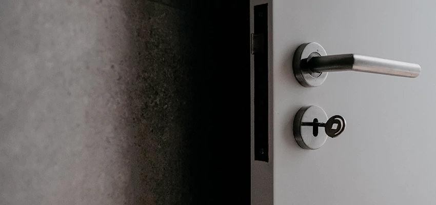 Front Door Handle Repair And Installation in Pacifica, CA